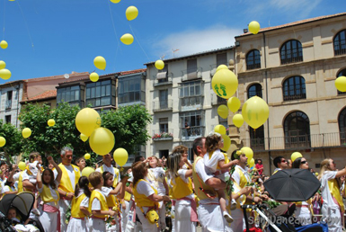 lunes de bailas 2012